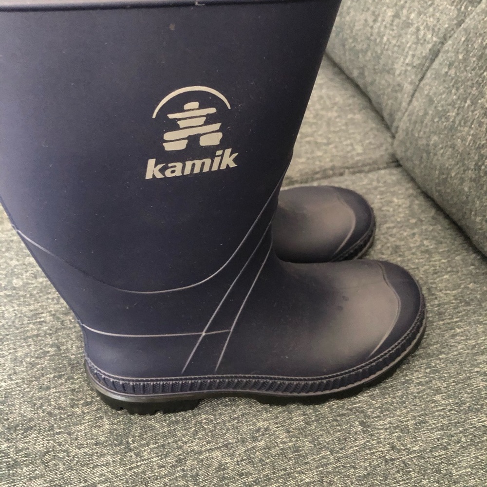 Kamik navy boys rain boots